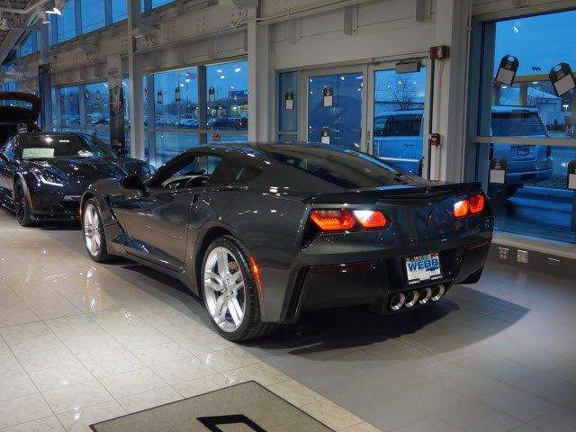 2017 Chevrolet Corvette Stingray Z51 2dr Coupe w/1LT